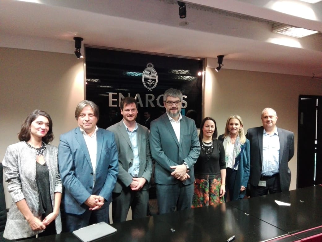 ENARGAS impulsa el almacenamiento y uso del GNL: Seminario con OFEPHI y empresas del sector 